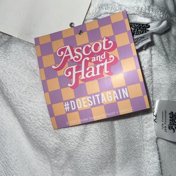 NWT Ascot and Hart White and Black Checkered Crop Sweatpants With Drawstring AA2 - Picture 4 of 5